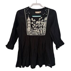 Utsa Black 3/4 Sleeve Top Cream Embroidery Women's Size S Cottage Whimsigoth EUC